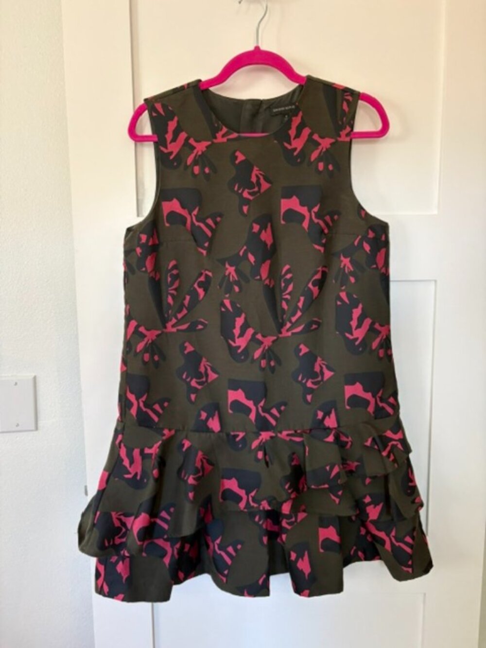 Banana Republic Olive Pink Abstract Floral Tiered Ruffle Dress Size 8